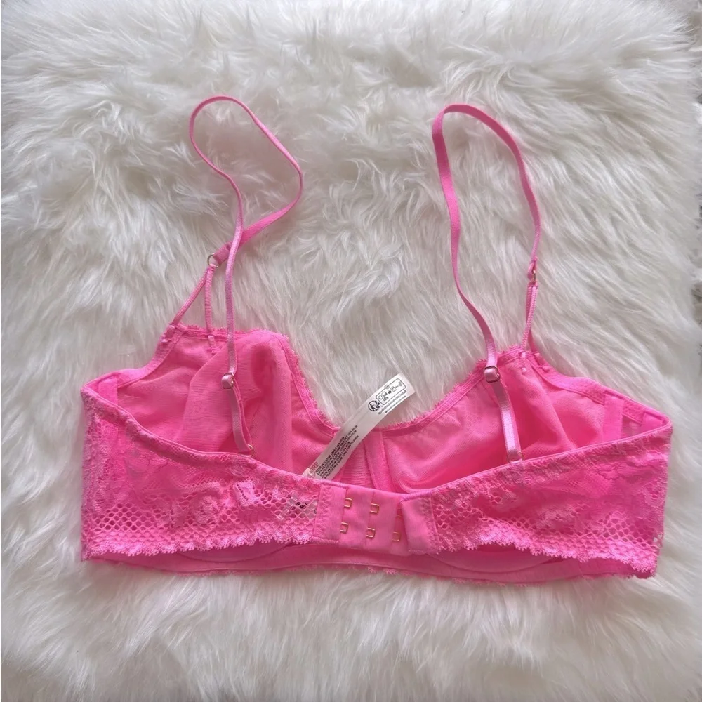 NWOT Free People Intimately Lace Underwire Bra Pink Size 32C
